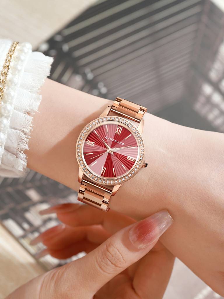 Giordano Classic Watch For Women With Round Diamond Cut Glass Dial, Elegant Stainless Steel Strap With Quartz Mo : GZ-60118-22