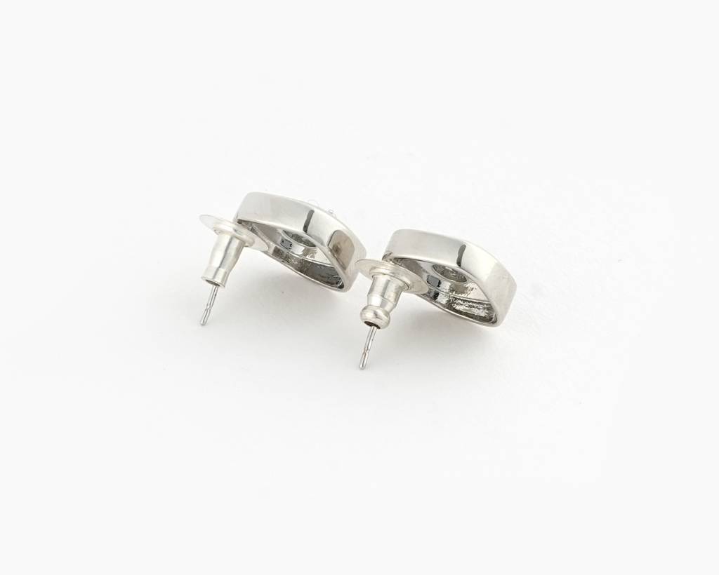 Silver Mop Square Studs : PTE24