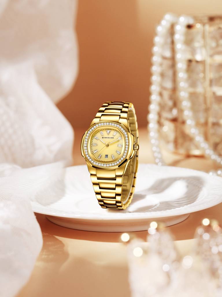 Giordano Luxury Watch For Women With Crystal Indices,Textured Dial, Stainless Steel Strap And Date Display : GZ-60116-33
