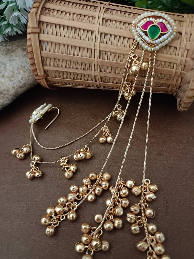 Brass-Plated Kundan Studded & Ghungroo Kashmiri Earrings With Earchains : VS105322