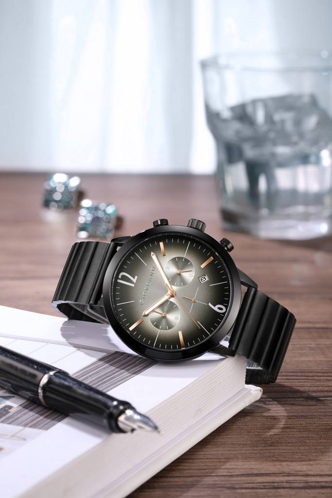 Giordano Analog Chronograph Watch For Men - Stainless Steel Case & Strap| Modern Casual & Formal Wristwatch With : GZ-50153-11