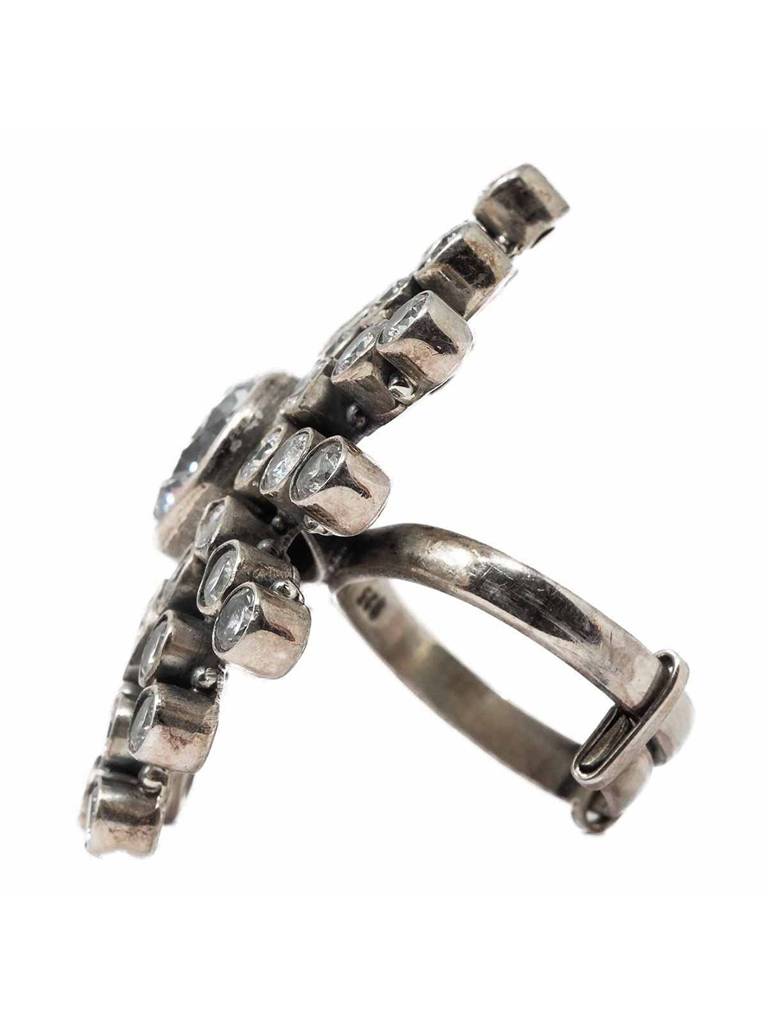 Silver Flower Ring : U080SO038R0073