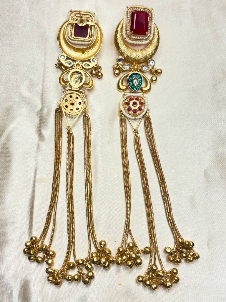 Gold-Plated Kundan And Stone Long Kashmiri Dangler Earrings : VI26EROX100346