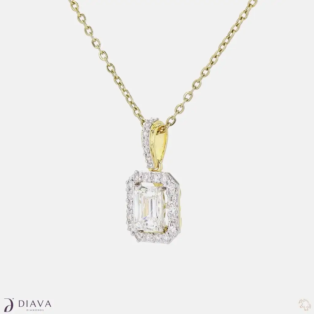 Framed Emerald Elegance Pendant : FramedEmeraldElegancePendant