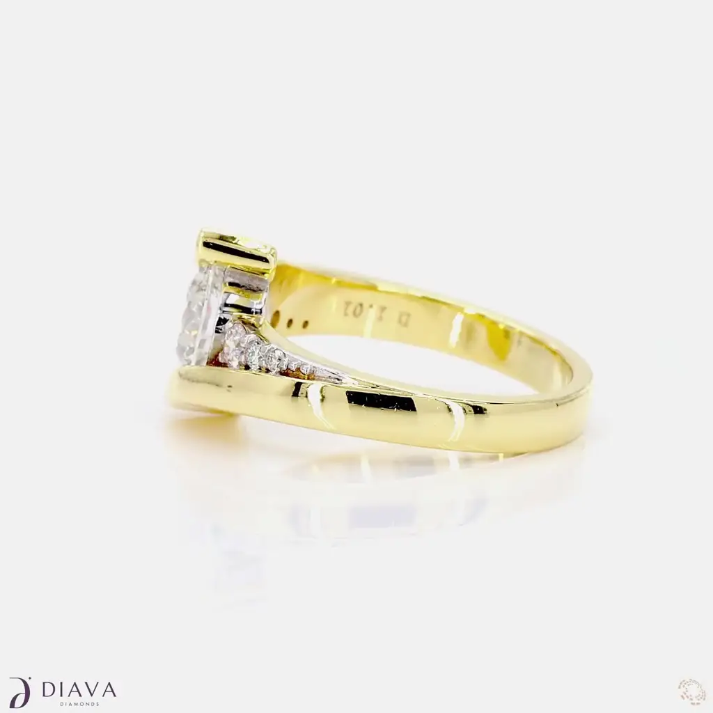 Sparkling Promise Ring : SparklingPromiseRing