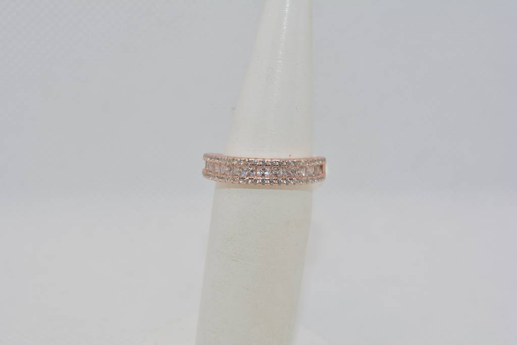 Endless Radiant Ring : 401