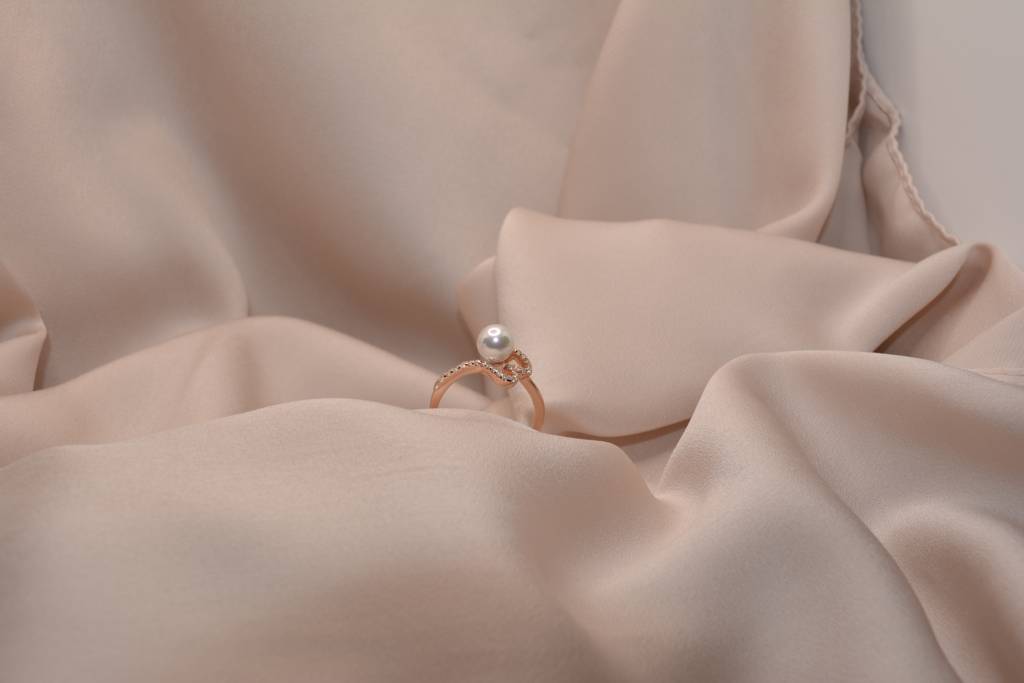 Pearl Breeze Stone Ring : 449