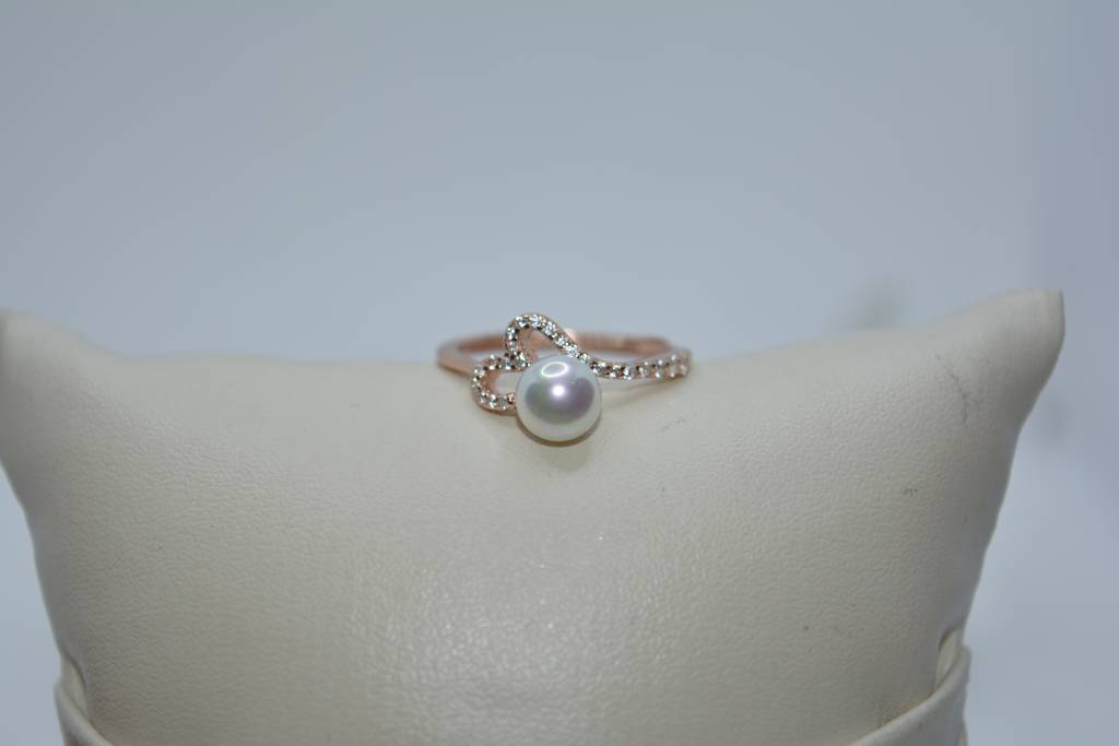 Pearl Breeze Stone Ring : 449
