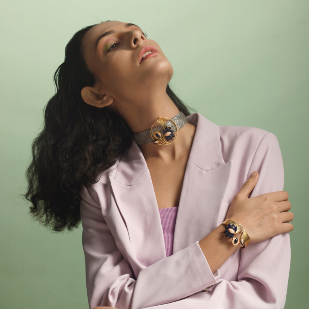 Ethereal Weave Lotus Choker : BR-2001