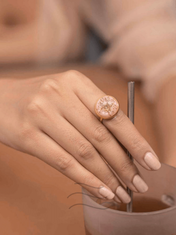 Coral Living Lace Ring : LA-FF-R-CLL-G1