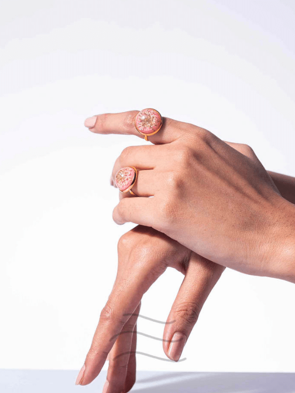 Coral Living Lace Ring : LA-FF-R-CLL-G1