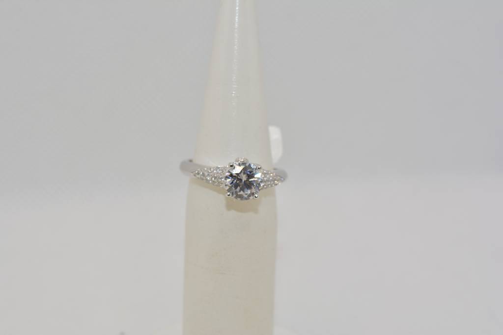 Sparkling Solitaire Charm Ring : 462
