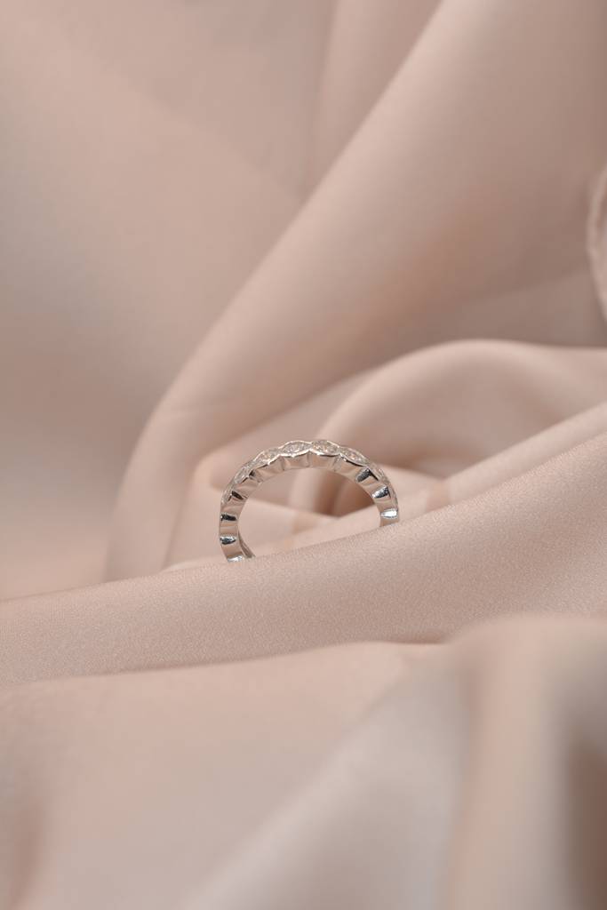 Aqua Wave White Band Ring : 472