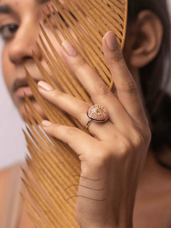 Coral Living Lace Ring : LA-FF-R-CLL-G1