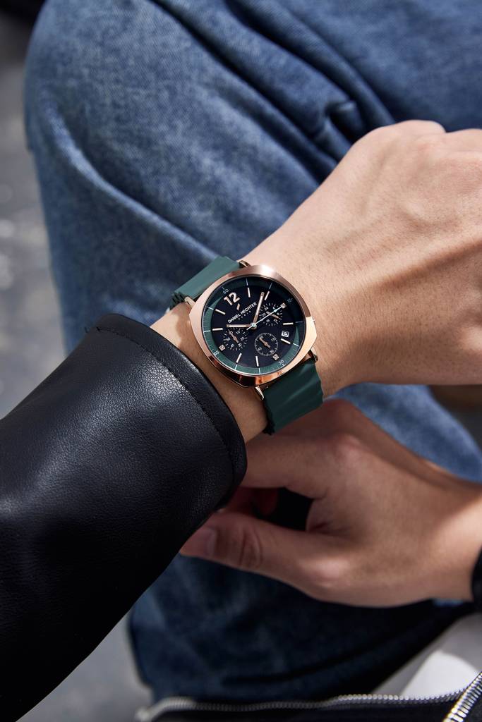 Daniel Hechter Paris Cluny Collection Multifunction Watch For Men With Round Dial, Date Display And Wavy Pattern  : DHM1019-03