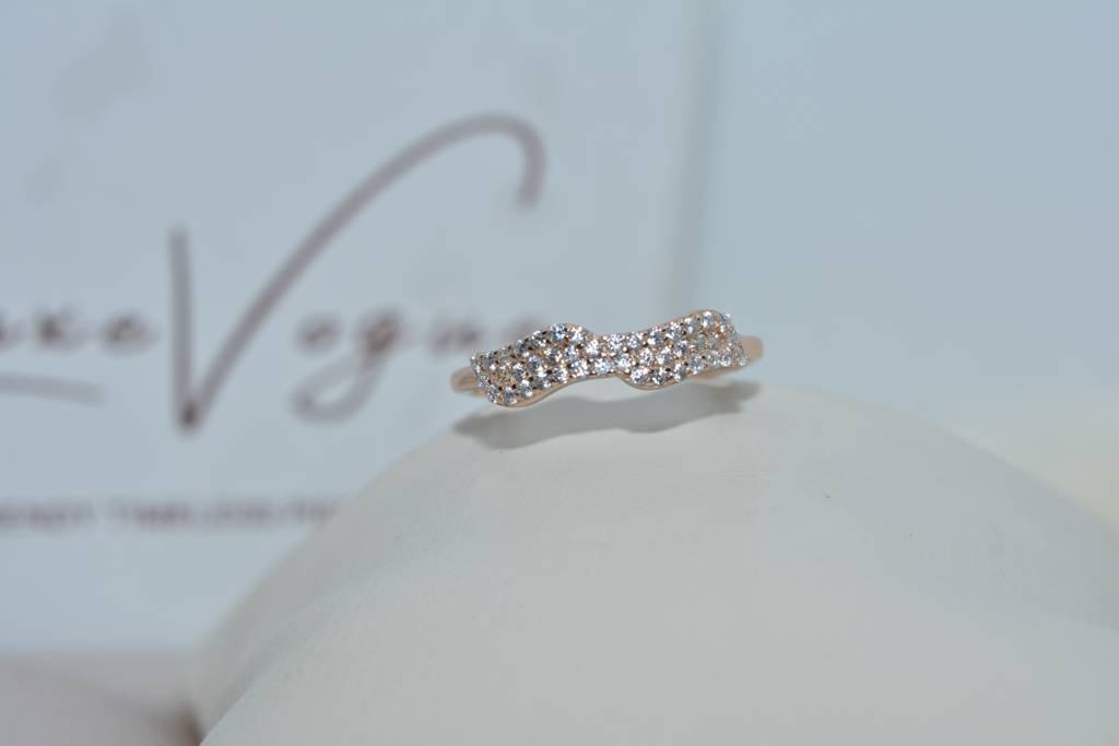 Diamond Band Ring : 486