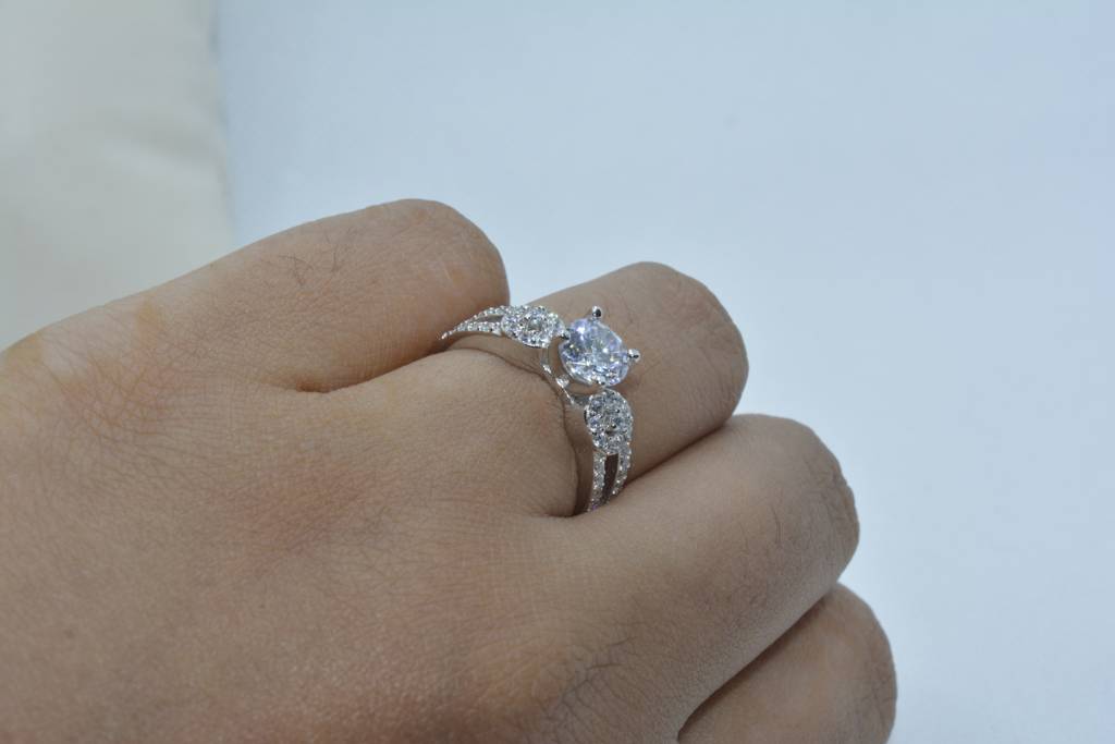 Royal Sparkle Ring : 495