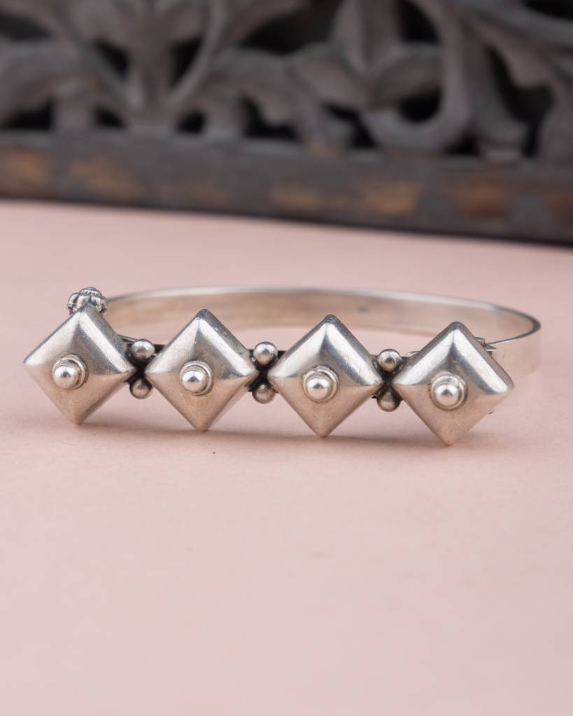 925 Sterling Silver Moh Fine Tikdi D Kada : SK1040