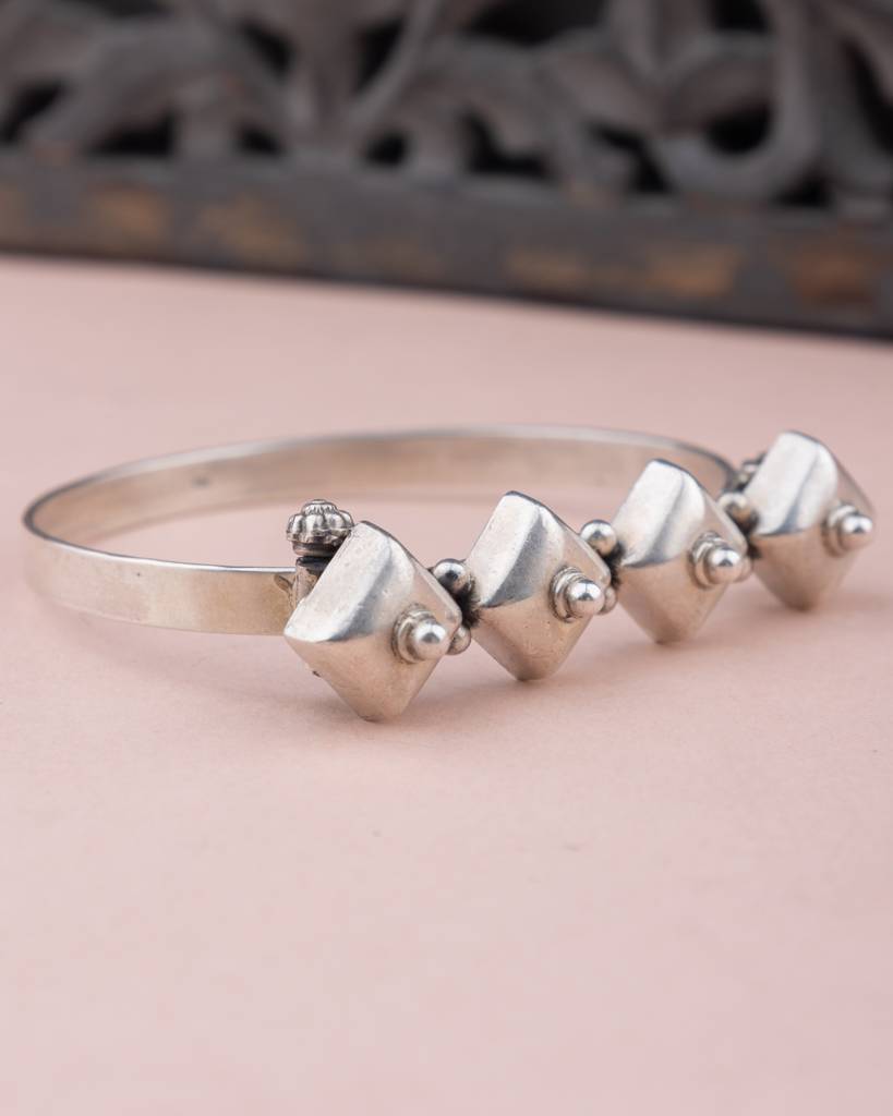 925 Sterling Silver Moh Fine Tikdi D Kada : SK1040