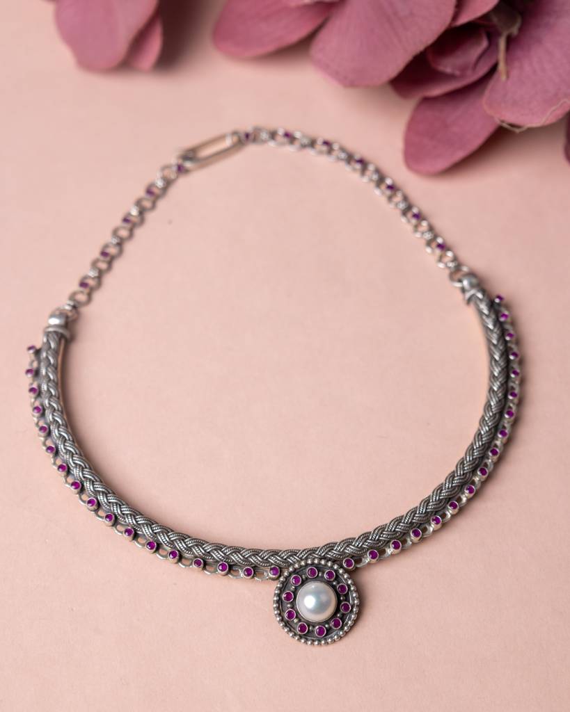 Tattva Braid Knot Detailed Jadau Hasli : SN204011