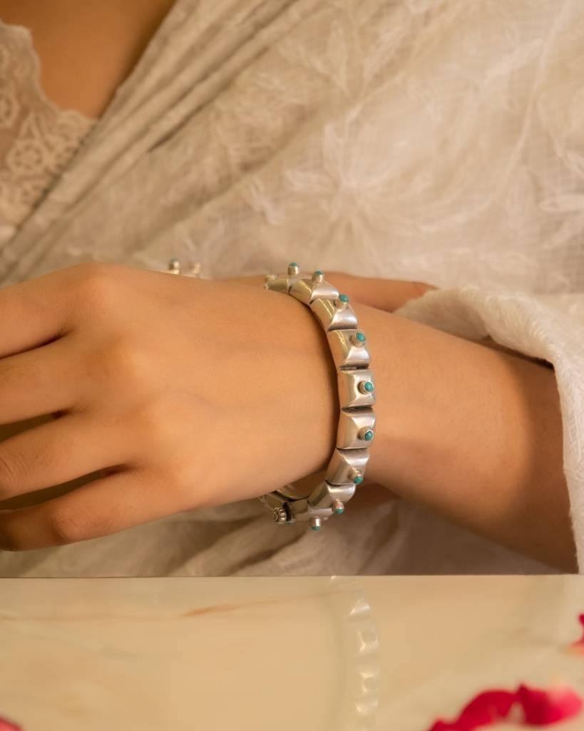 925 Sterling Silver Tattva Turquoise Stone Square Tikdi Embossed Kada : SK31288