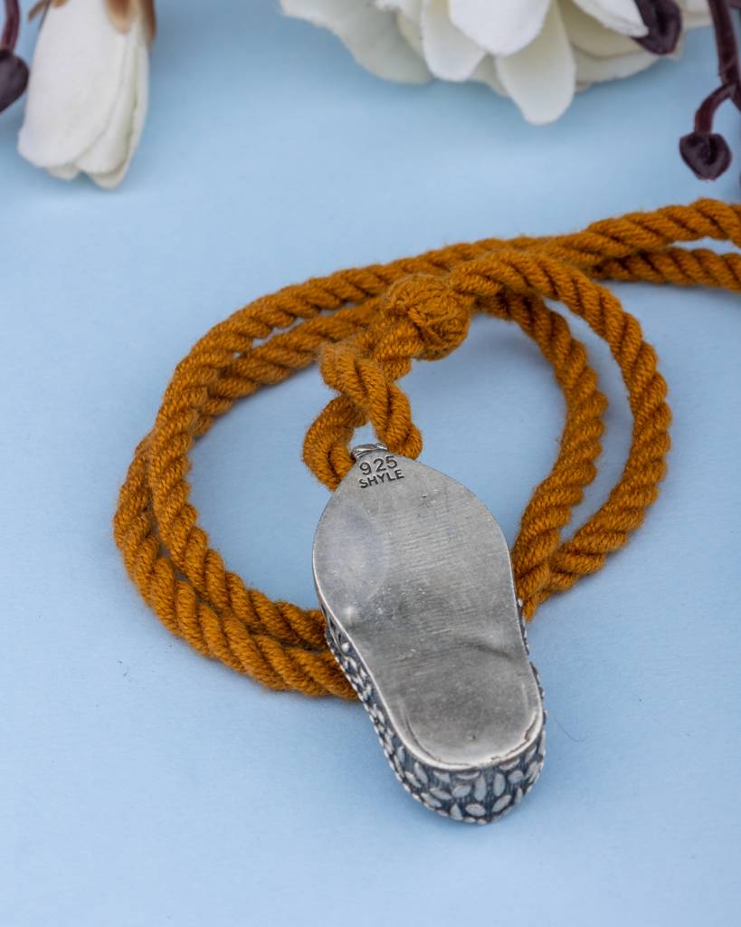 Maahri Chokhi Jutti Dori Necklace : SN25547