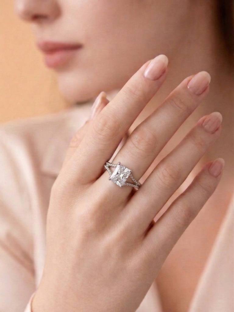 925 Pure Silver The Imperial Emerald-Cut Ring : LR1270