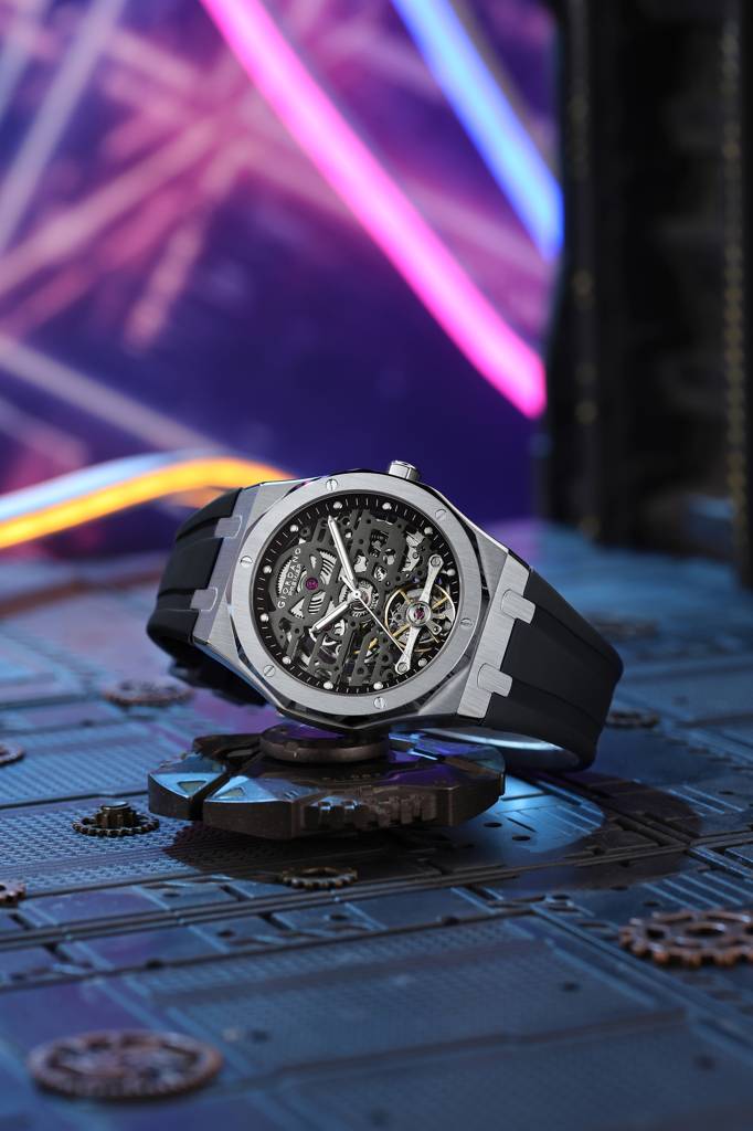 Premier Phantom Collection Automatic Watch For Men With Skeleton Round Dial, Luminous Hands And Markers, Silicon : GZ-50224-02