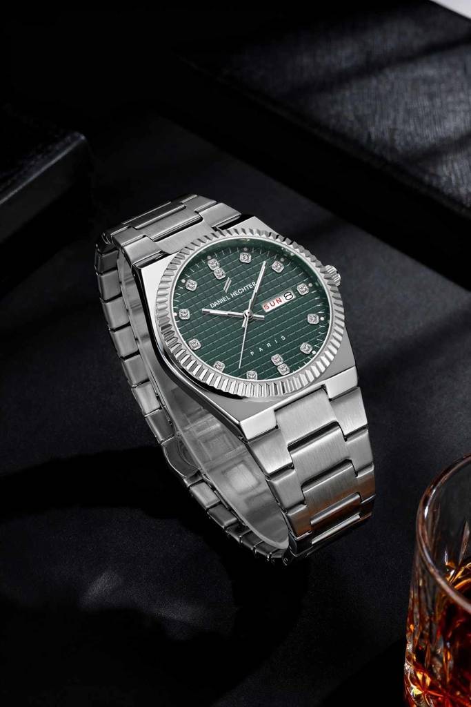 Daniel Hechter Hoche Collection Classic Analog Watch For Men – Textured Dial,Crystal Indices With Fluted Bezel, D : DHM1027-33