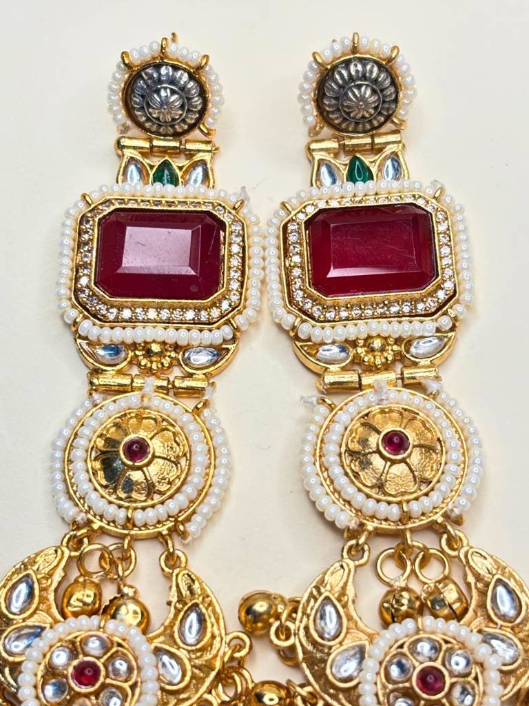 Gold-Plated Kundan And Stone Long Chandbali Jhumka Earrings : VI26EROX100342
