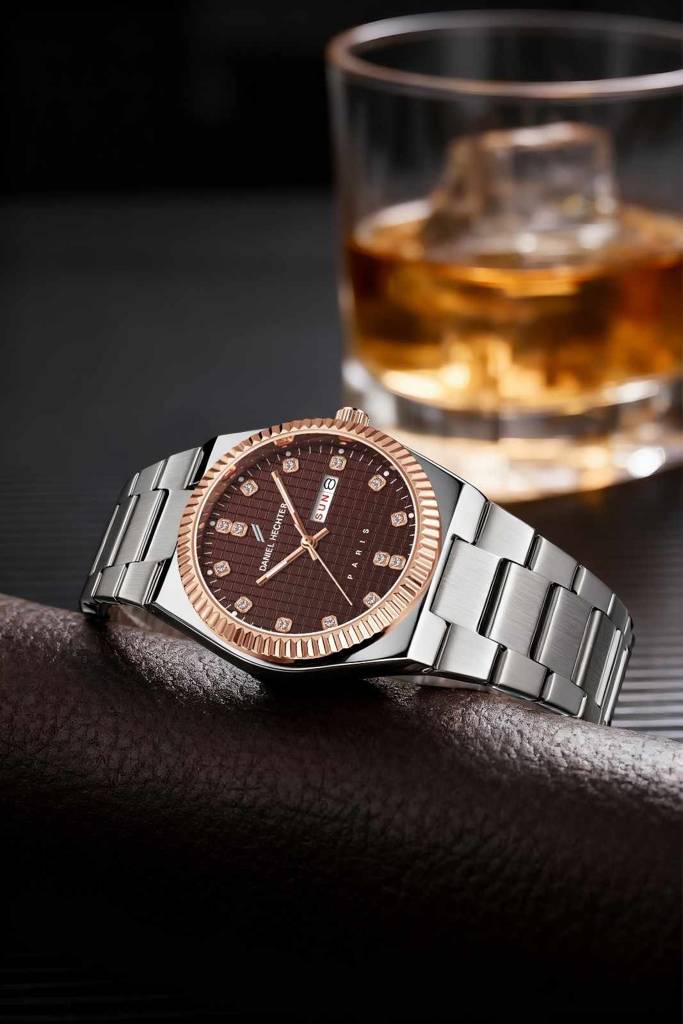 Daniel Hechter Hoche Collection Classic Analog Watch For Men – Textured Dial,Crystal Indices With Fluted Bezel, D : DHM1027-44