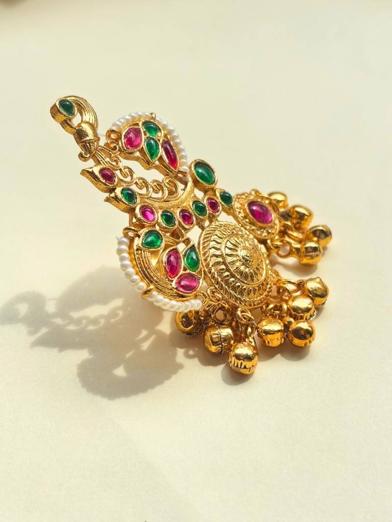 Gold-Plated Kundan Stones Ghungroo Adjustable Finger Ring : VI26RIAD1000032