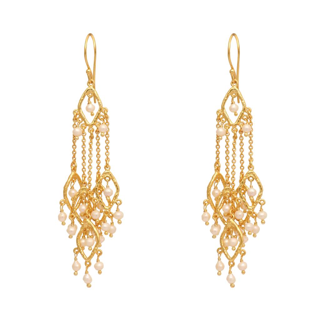 18K String Of Pearls Gold Anti Tarnish Earrings : YI24A0275E