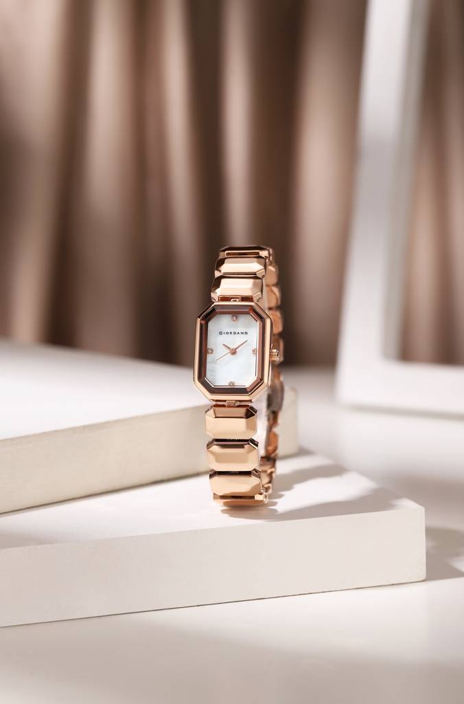 Giordano Stylish Analog Watch For Women With Octagonal Dial, Crystal Hour Markers And Bracelet Style Strap : GZ-60103-22