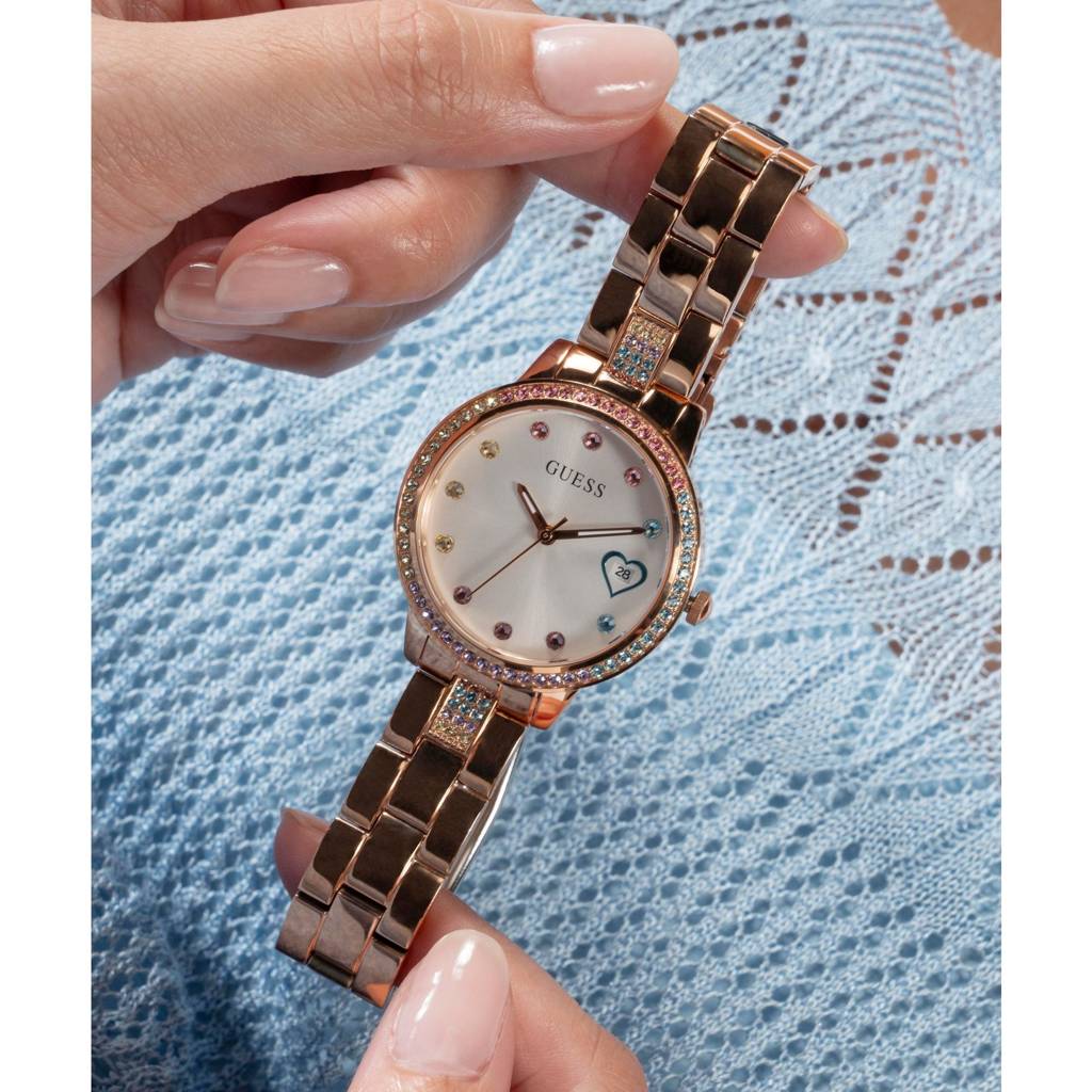Guess Round 34Mm White Dial Analog Women Watch - Gw0657L3 : GW0657L3
