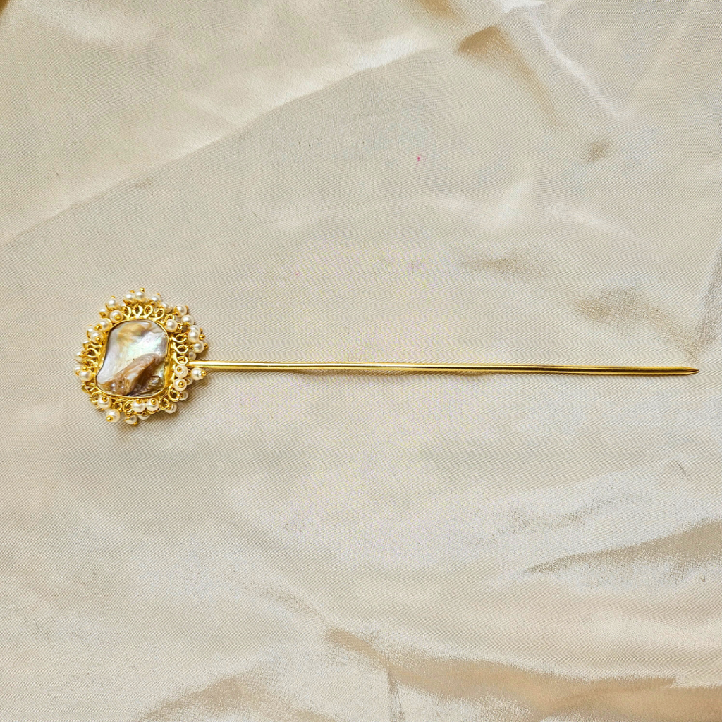 Baroque Pearl Hair Bun Cage Accessory : HB004