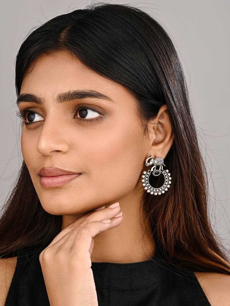 Oxidised Silver Elephant Hoop Earrings : S24JJER517SLV