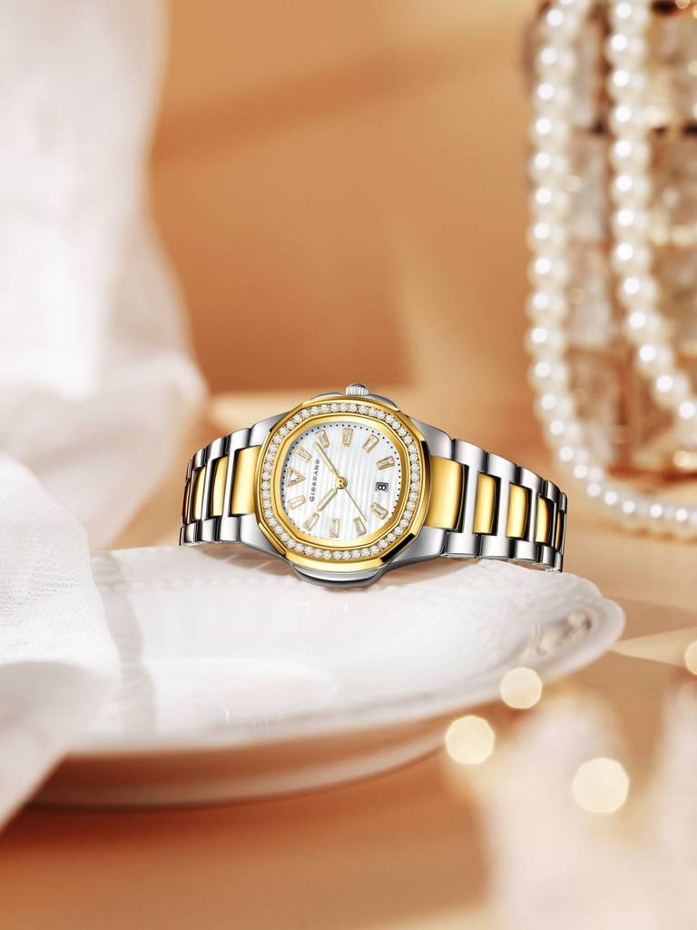 Giordano Luxury Watch For Women With Crystal Indices,Textured Dial, Stainless Steel Strap And Date Display : GZ-60116-22
