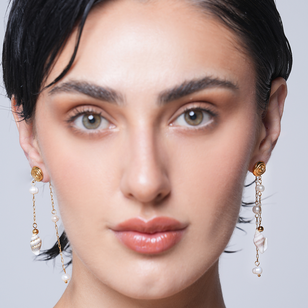 Sea Shell Drop Earrings : CAO0016JND