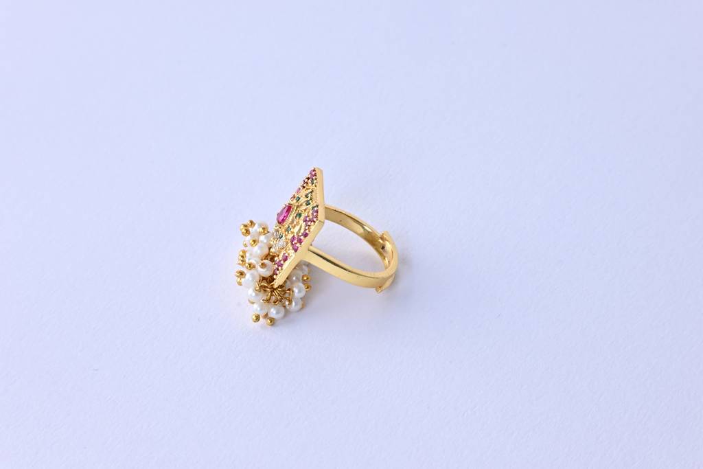 Heera Panna Exclusive Ring : HPR02