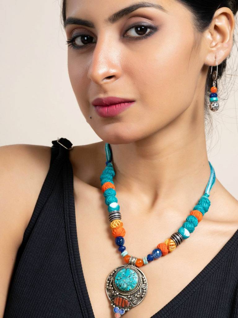 Handmade Semi Precious Turquoise Blue Red Tibetan Necklace Set With Matching Earrings And Adjustable Dori : LAANP94