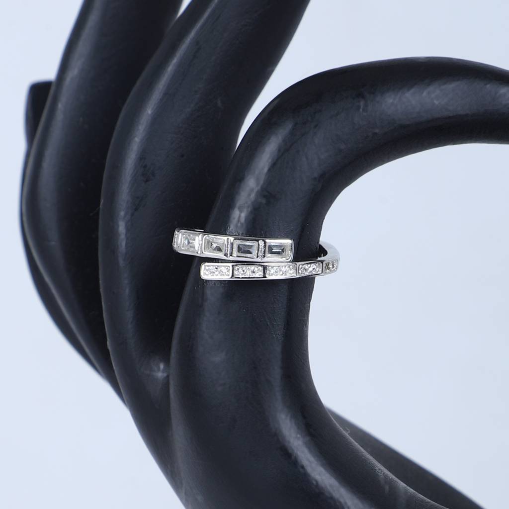 Women'S Elegant Silver Tiara-Inspired Ring With Princess-Cut Cubic Zirconia : RN-SL-10054-4-W