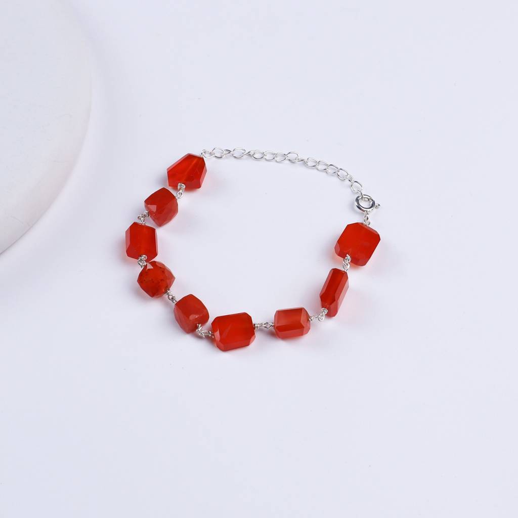 Silver Ganthan Bracelet With Carnelian Stones : Silver_Ganthan_Bracelet_Carnelian_Stones_Aug25