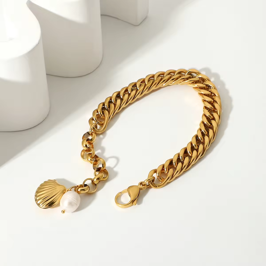 Pearl Shell Splendour Gold Loose Bracelet : PearlShellSplendourGoldLooseBracelet-JD-BR-LG-12
