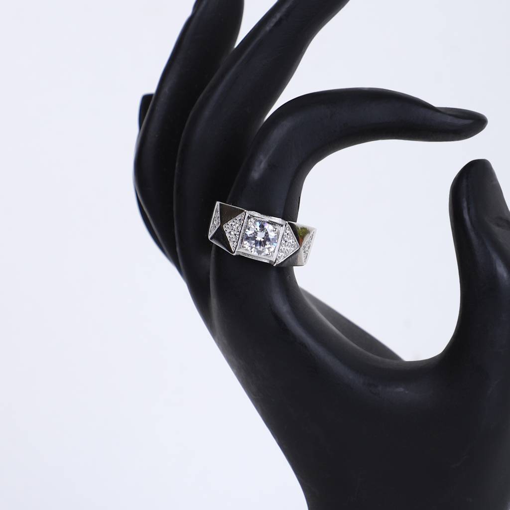 Men'S Pyramid-Cut Silver Ring With Brilliant Center Stone – Modern Geometric Design : RN-SL-10448-2-M