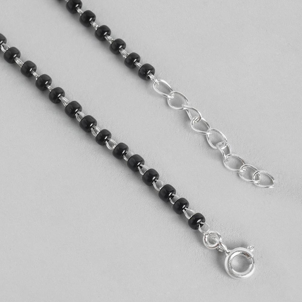 Silver Leaf Mangalsutra : Silver Leaf Mangalsutra : Silver Leaf Mangalsutra : Silver Leaf Mangalsutra : Silver Leaf Mang