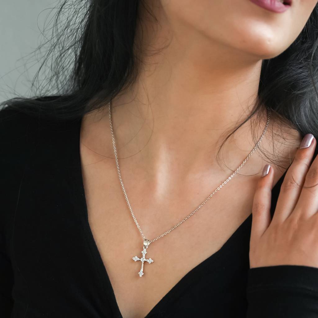 925 Silver Holy Cross Pendant Chain : IS-NC-PC-1153