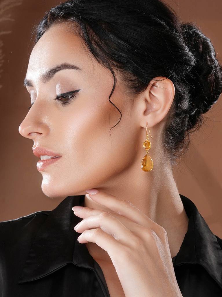 Gold-Plated American Diamond Studded Teardrop Shaped Drop Earrings : STER8199