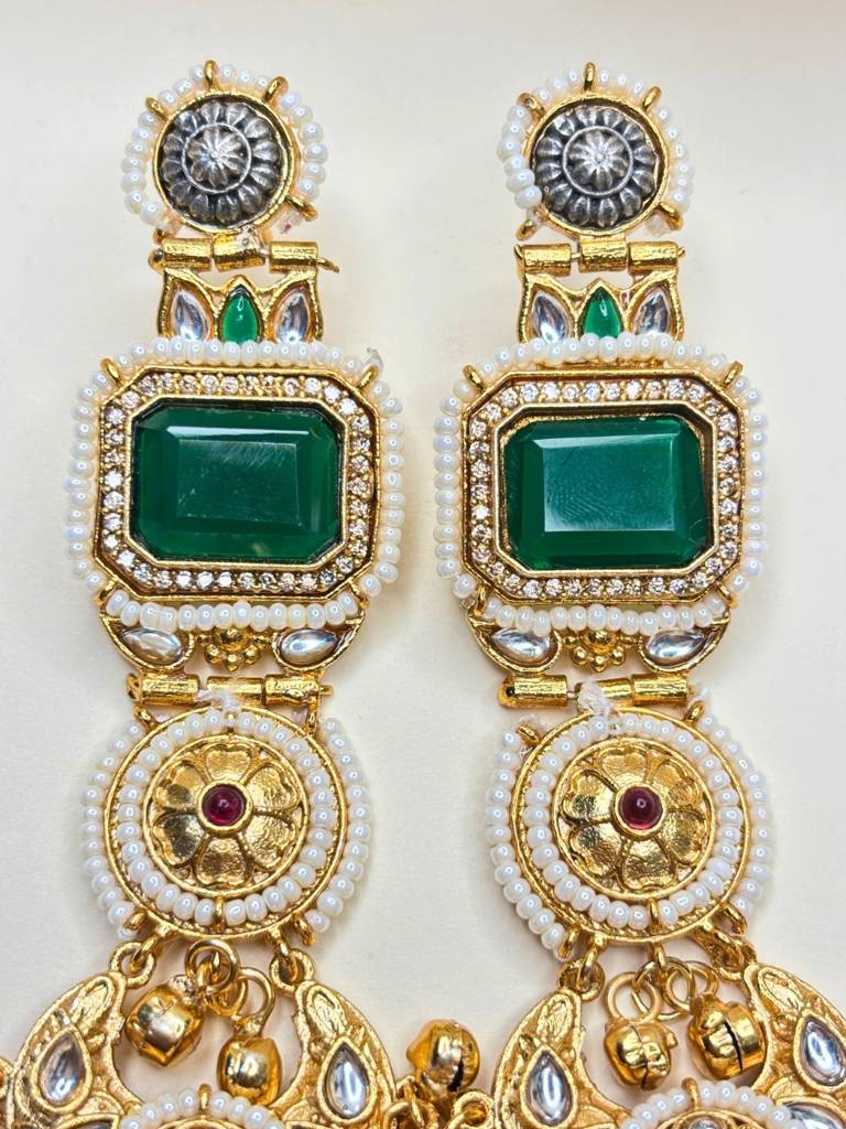 Gold-Plated Kundan And Stone Long Chandbali Jhumka Earrings : VI26EROX100343