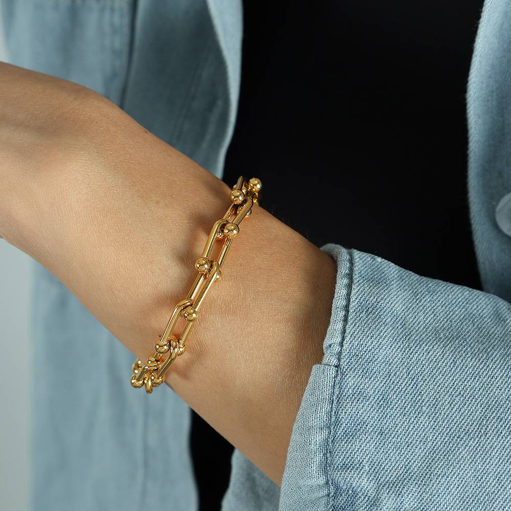 18K Plated U Shaped Chain Link Bracelet : ATO0624B005G